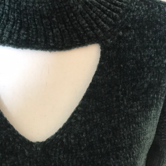NWOT Chenille Emerald Green Sweater - Picture 2 of 4